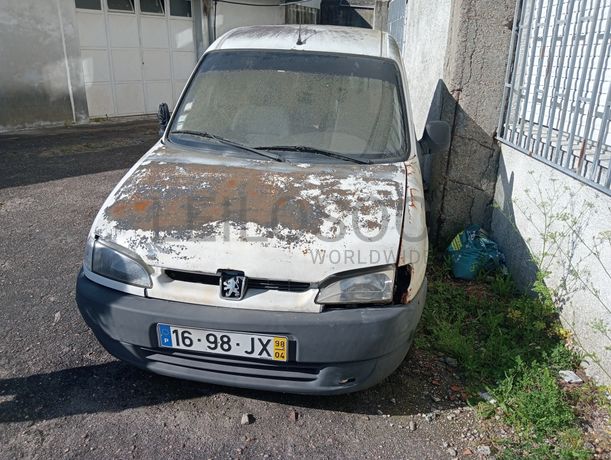Peugeot Partner 1.8 D · Ano 1998