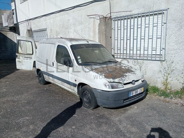 Peugeot Partner 1.8 D · Ano 1998