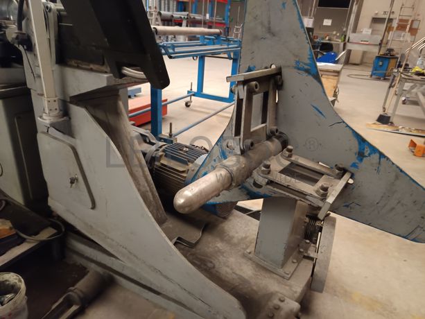 Máquina para Fabrico de Tubos Spiros