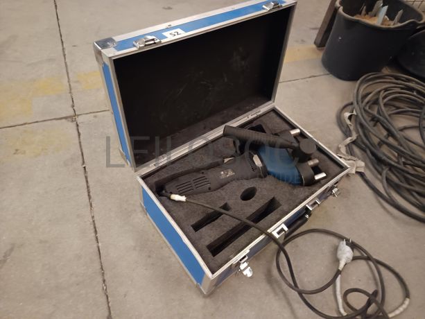 Máquina de Fechamento de Costura