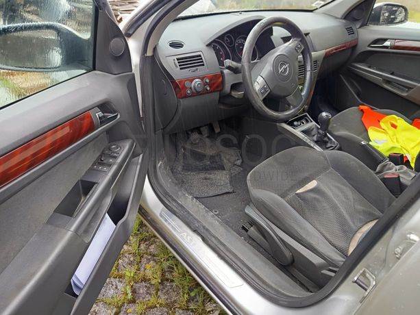 Opel A-H/SW · Ano 2005