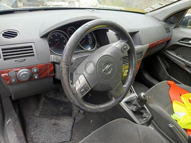 Opel A-H/SW · Ano 2005