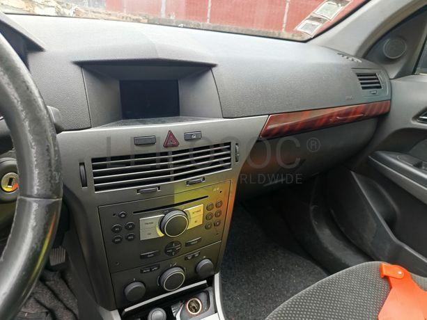 Opel A-H/SW · Ano 2005