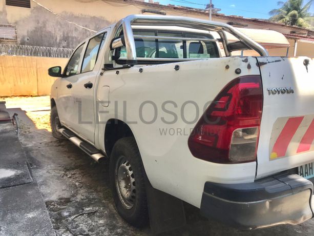 Toyota/Hilux 4x4 - Manual