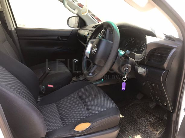 Toyota/Hilux 4x4 - Manual