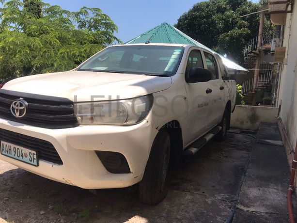 Toyota/Hilux 4x4 - Manual