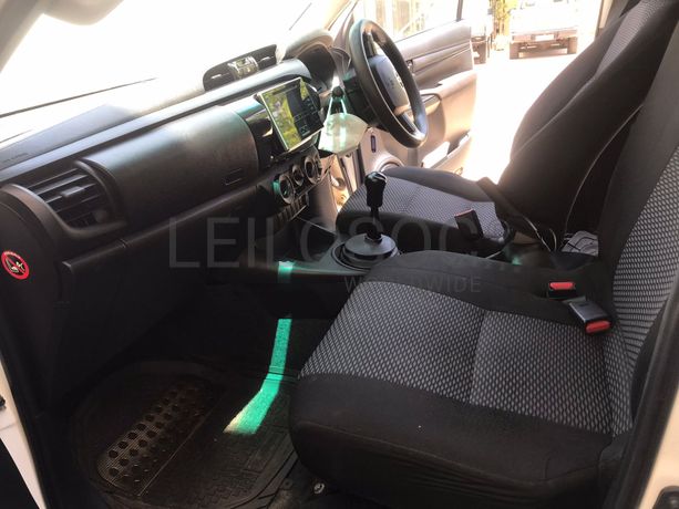 Toyota/Hilux 4x4 - Manual