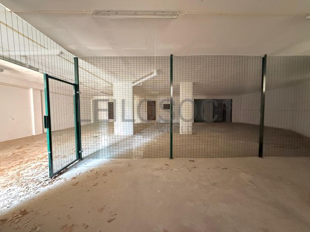 Garagem/ Armazém · Cascais