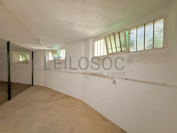 Garagem/ Armazém · Cascais