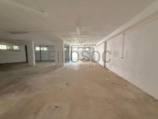 Garagem/ Armazém · Cascais