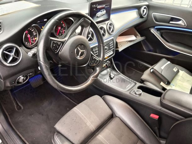 Mercedes-Benz CLA 200 D · Ano 2018