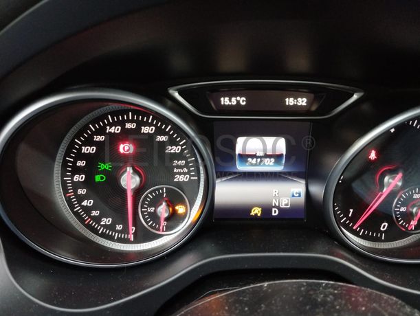 Mercedes-Benz CLA 200 D · Ano 2018