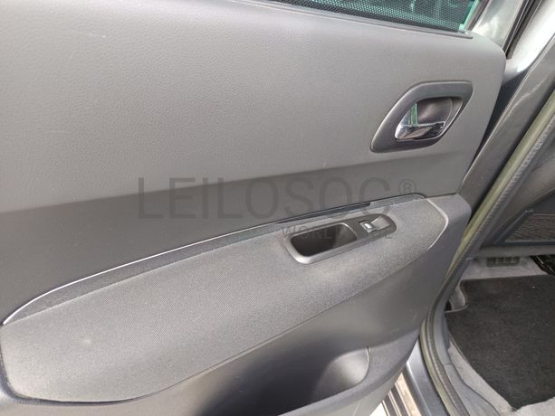 Peugeot 3008 · Ano 2013