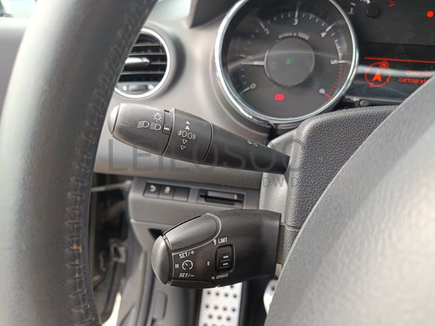 Peugeot 3008 · Ano 2013