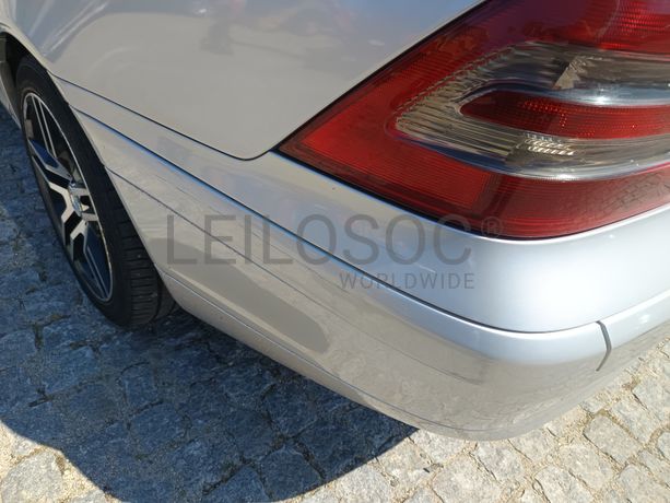 Mercedes-Benz C220 · Ano 2004