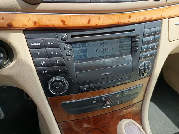 Mercedes-Benz E200 · Ano 2004