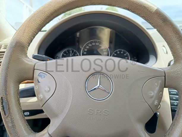 Mercedes-Benz E200 · Ano 2004