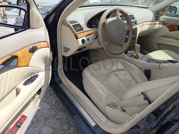 Mercedes-Benz E200 · Ano 2004