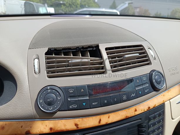 Mercedes-Benz E200 · Ano 2004