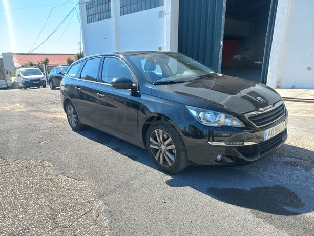 Peugeot 308 · Ano 2017