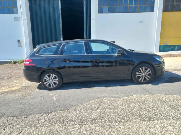 Peugeot 308 · Ano 2017