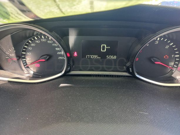 Peugeot 308 · Ano 2017