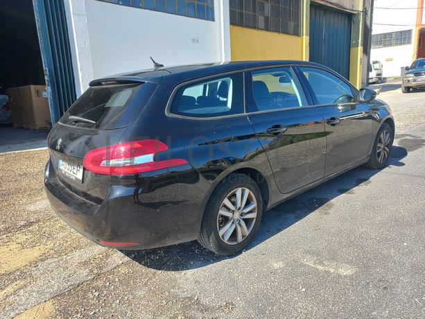 Peugeot 308 · Ano 2017