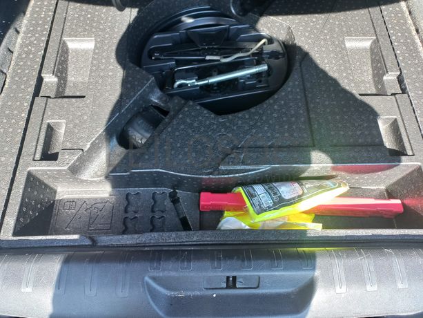 Peugeot 308 · Ano 2017