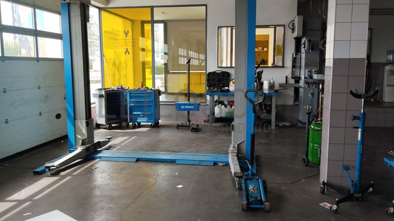 Equipamentos para a Manutenção e Reparação de Veículos