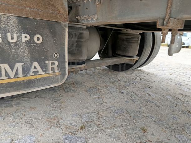 Volvo FL 220 · Ano 2001