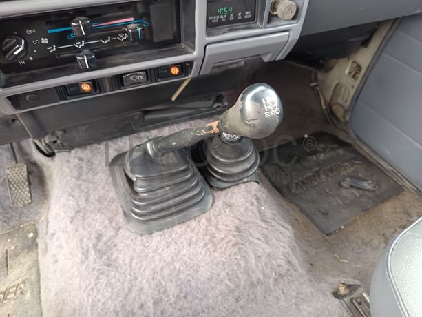 Toyota Land Cruiser 250 Turbo Diesel · Ano 1990