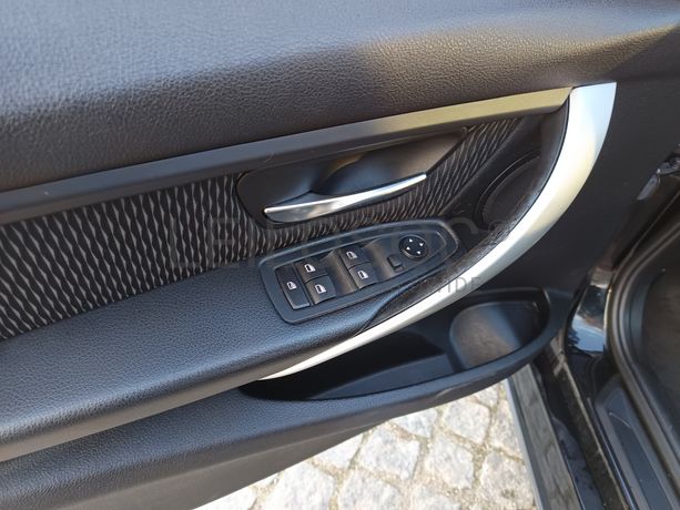 BMW 318d · Ano 2012