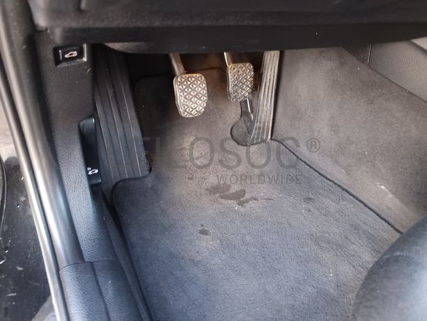 BMW 318d · Ano 2012