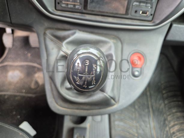 Renault Kangoo · Ano 2015