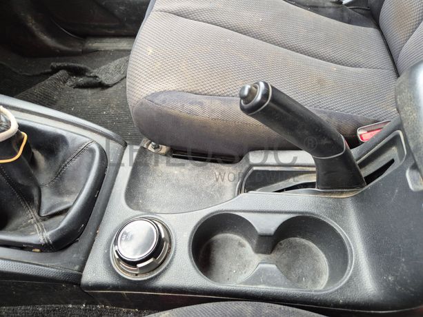 Mitsubishi L200 · Ano 2015