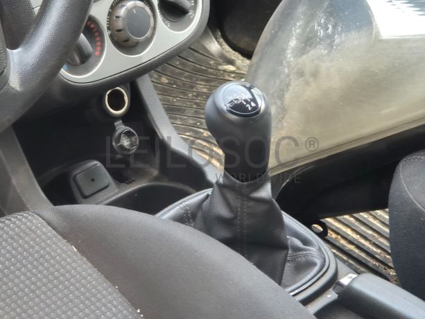 Opel Corsa · Ano 2013