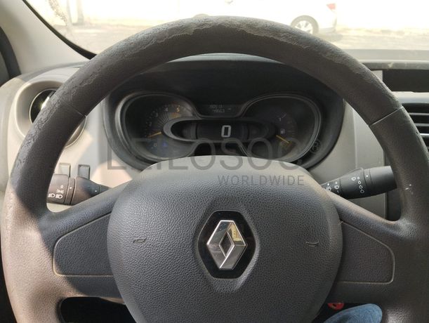 Renault Trafic FM 1.6D · Ano 2016