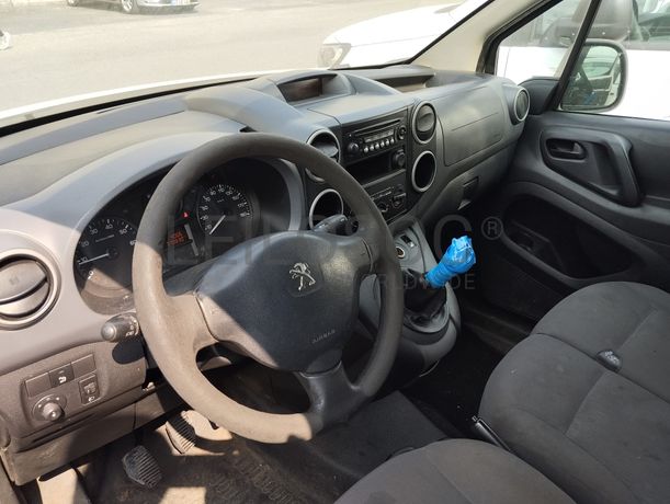 Peugeot Partner 1.6 HDI · Ano 2013
