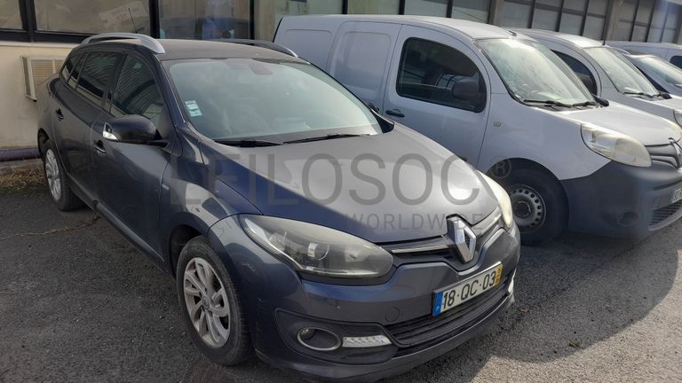 Megane Sport Tourer 1.5 DCI · Ano 2015