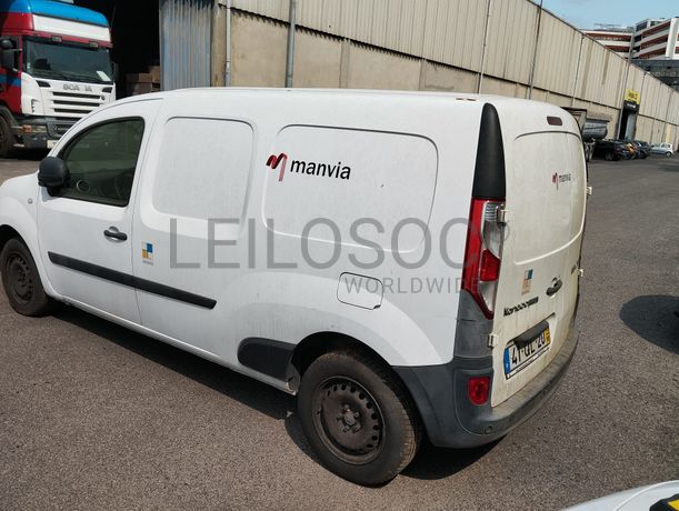 Renault Kangoo Maxi Business 1.5 DCI · Ano 2015