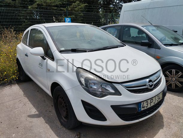 Opel Corsa Van 1.3 CDTi · Ano 2014