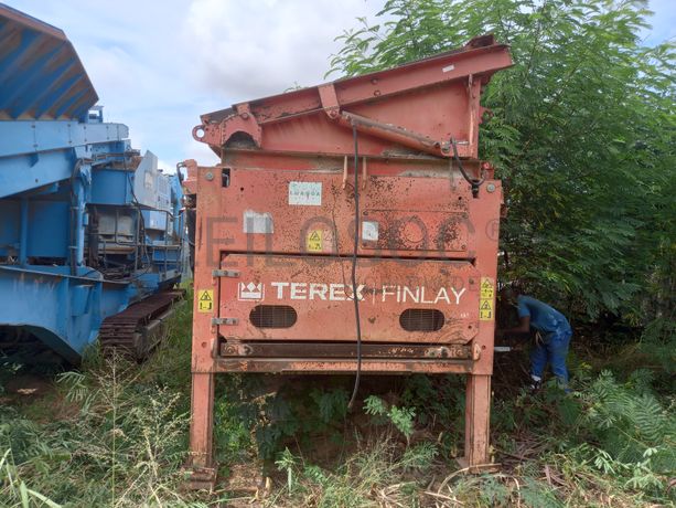 Moinho Cónico da marca TEREX, modelo Maxtrak 1000