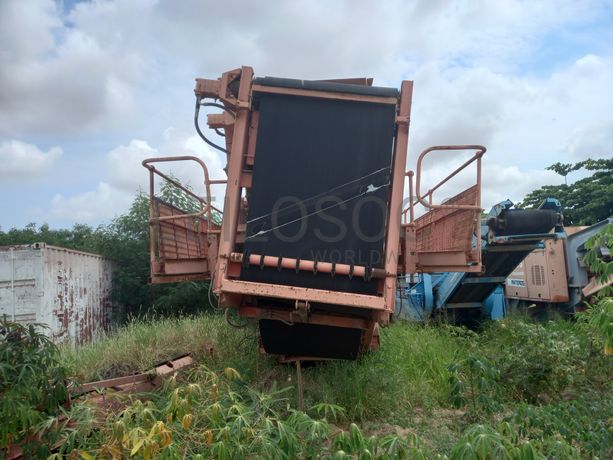 Moinho Cónico da marca TEREX, modelo Maxtrak 1000