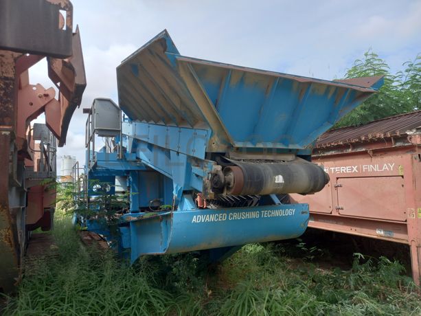 Crivo Vibratório da marca TEREX, modelo 694