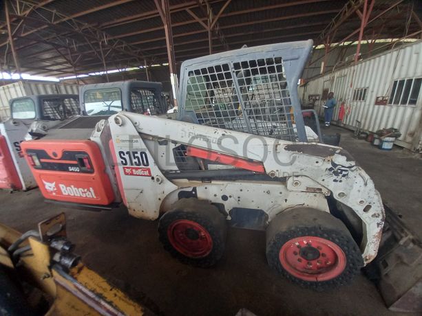 Pá Carregadora (mini) de Pneus da marca BOBCAT, modelo S 150 B