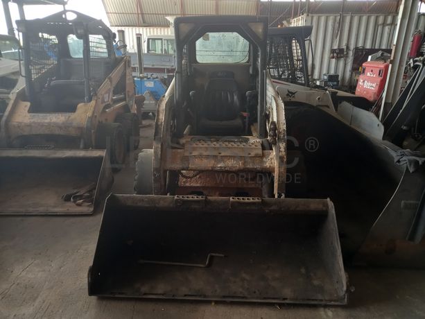 Pá Carregadora (mini) de Pneus da marca BOBCAT, modelo S 150 B