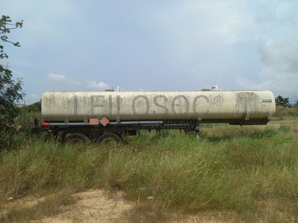 Semirreboque Cisterna de Combustível da marca RANDON, modelo SR TQ TL 02 35