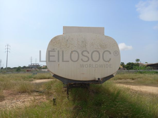 Semirreboque Cisterna de Combustível da marca RANDON, modelo SR TQ TL 02 35