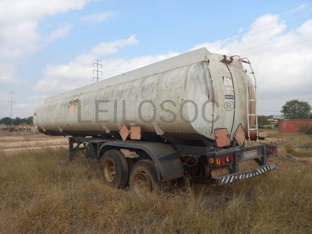 Semirreboque Cisterna de Combustível da marca RANDON, modelo SRTQLT0235