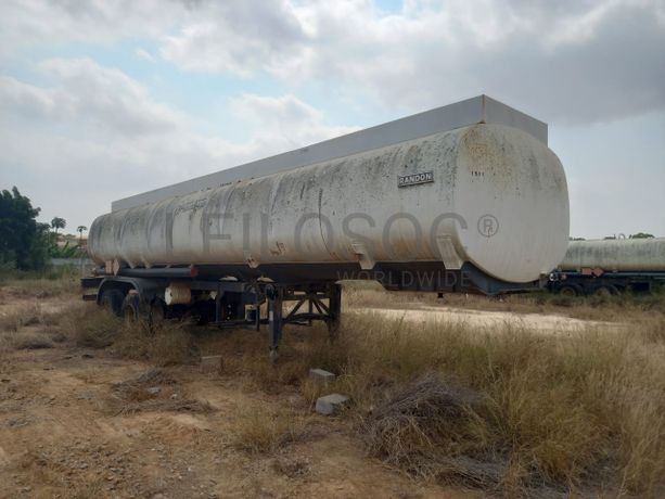 Semirreboque Cisterna de Combustível da marca RANDON, modelo SRTQLT0235